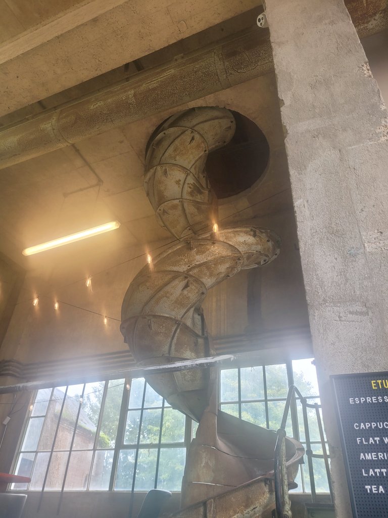 Running2staysa1's tweet photo. Secret sauna morning. Lovely swim in river in-between sauna sessions. Plus there is now a cafe too for afterwards! #Norfolk #wildswim #secretsauna https://t.co/YXNORnPF0n