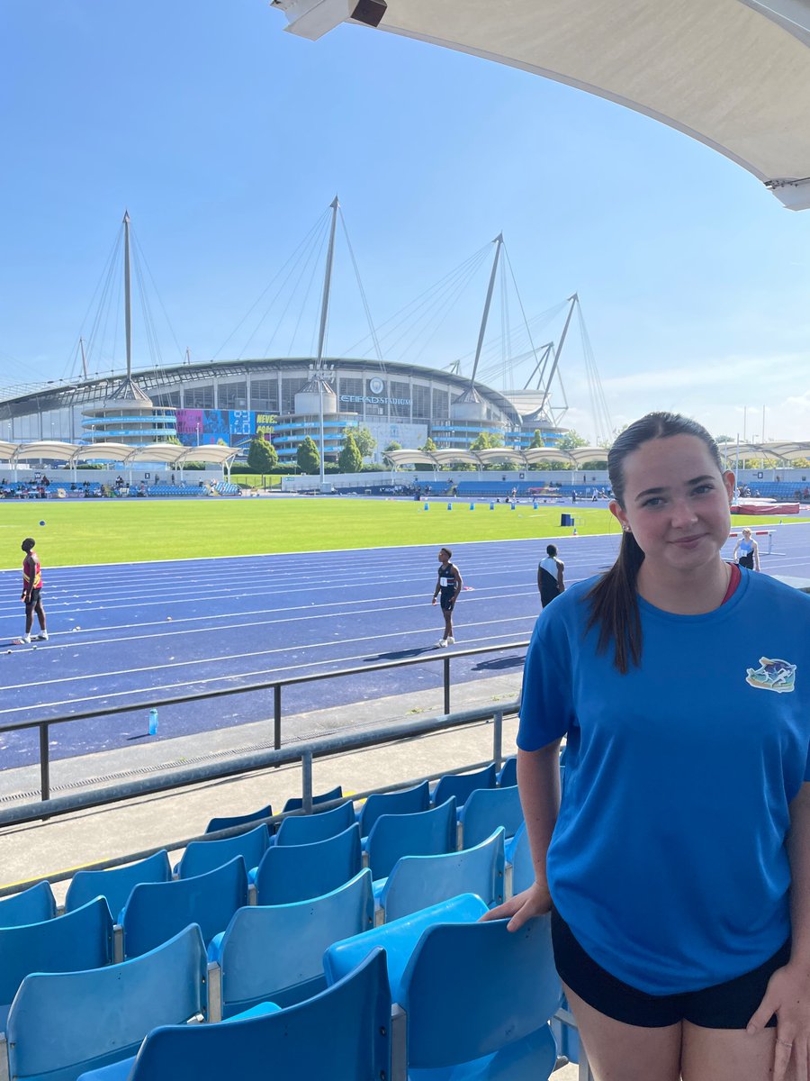 JoleesHo's tweet photo. Team Avon U17 Shot. YDL National Finals in Manchester @BVRDownendPE https://t.co/zKqYwrjb01