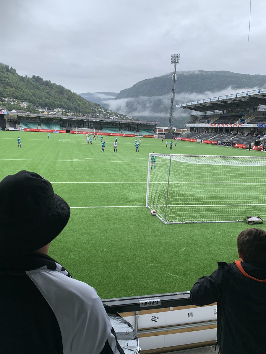 Fotball er kjekt når ein vinn. Sogndal FK Damer slår Haugesund 3-1.