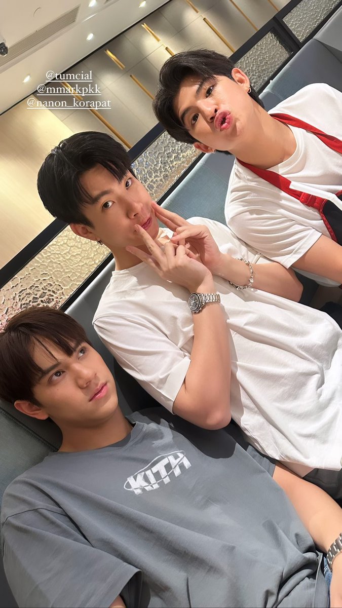 jmory11569's tweet photo. โอ๊ยยย คิดถึงเจ้าเด็กเร้กที่สุด ได้เห็นหน้าหนูแล้วยาใจของพี่ 💙💜
---
IG story: kwangatiporn, tumcial
#mynameisnanon #nanon_korapat https://t.co/Pw4F749OiK
