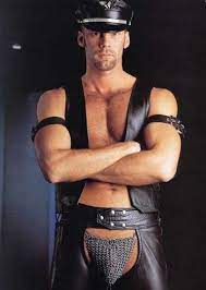 BlackQueenLara's tweet photo. @LiamMLFC You(re right, his name's supposed to be #DOM.
Er...
He's a secret crush to many...
This photo isn't frem #Szoboslai, unfortunately #Emeri #Klopp #LIVAVL #ARSMUN #Nunez https://t.co/FspbsuKMtX