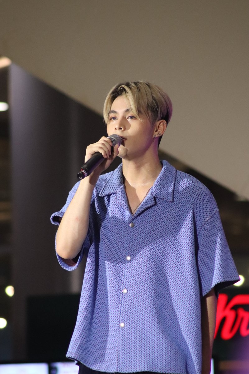 vxonofficial's tweet photo. #VXON #VXON_PATRICK
#SeeTheVXON 🔥 https://t.co/YZ4aly06tO