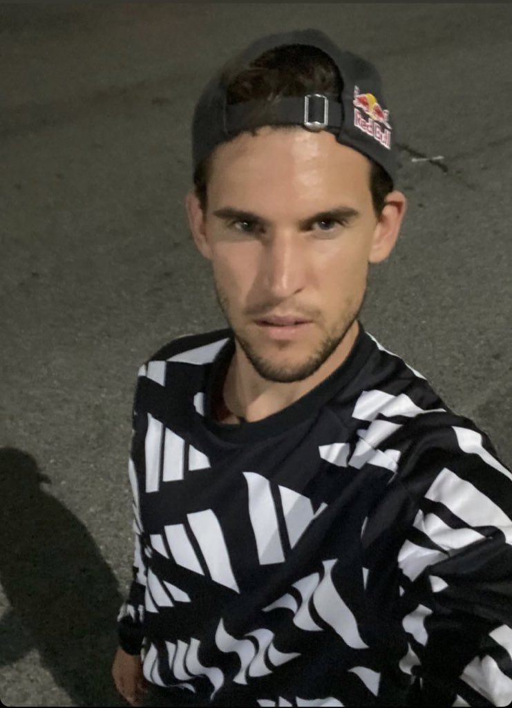 oocthiem's tweet photo. back in business 😎 https://t.co/OBpRcM2eNL