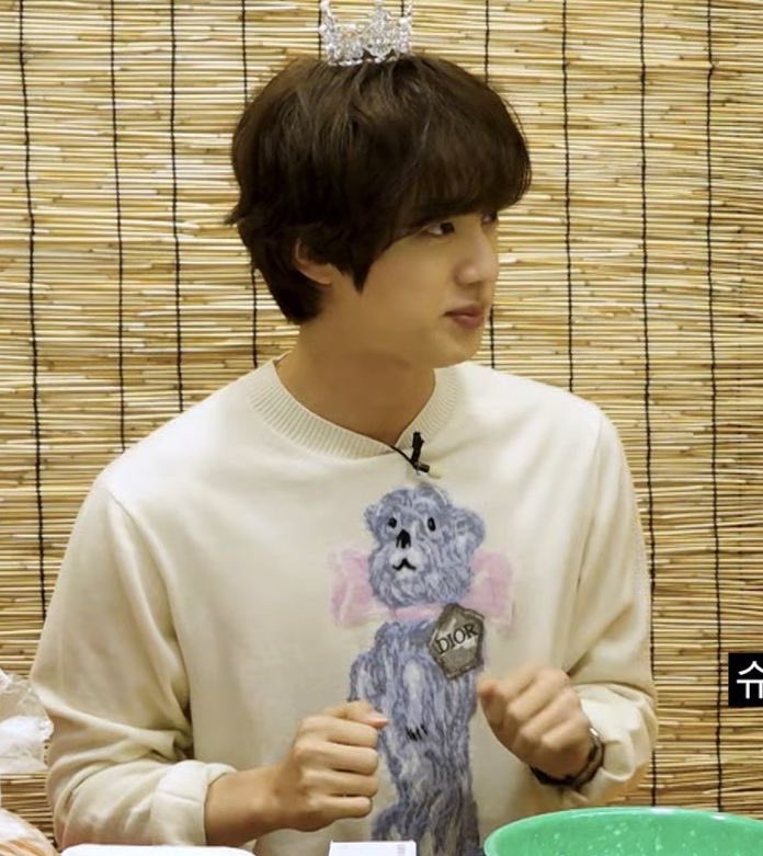 jinjoo_bts's tweet photo. #jin https://t.co/amJ3P6SzH6