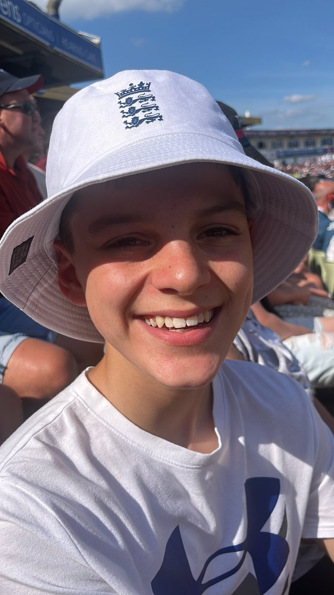 mdnba33's tweet photo. Gus Atkinson
Lower West stand block 38 row P seat 348 #engvnz https://t.co/JKEejNLLAW