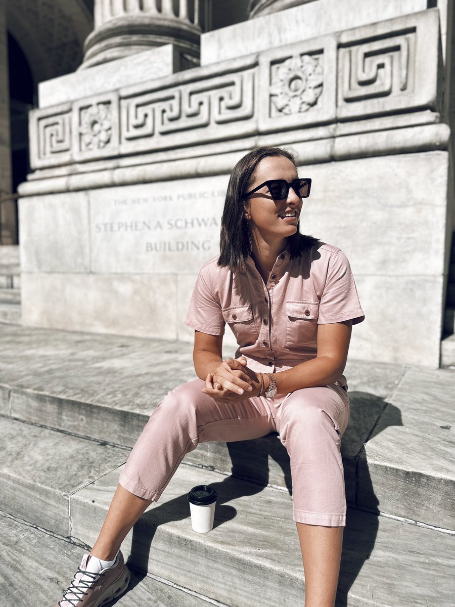 iulek_'s tweet photo. Must watch dziś w #USOpen: 🍿

🇨🇿 Muchova - Xin. Wang 🇨🇳
🇺🇸 Paul - Shelton 🇺🇸
🇩🇰 Wozniacki - Gauff 🇺🇸
🇦🇺 Hijikata - Tiafoe 🇺🇸
🇨🇭 Stricker - Fritz 🇺🇸
🇵🇱 Świątek - Ostapenko 🇱🇻

A wy, co oglądacie? 🤔

#TopspinPL https://t.co/UrVHhKE3H6