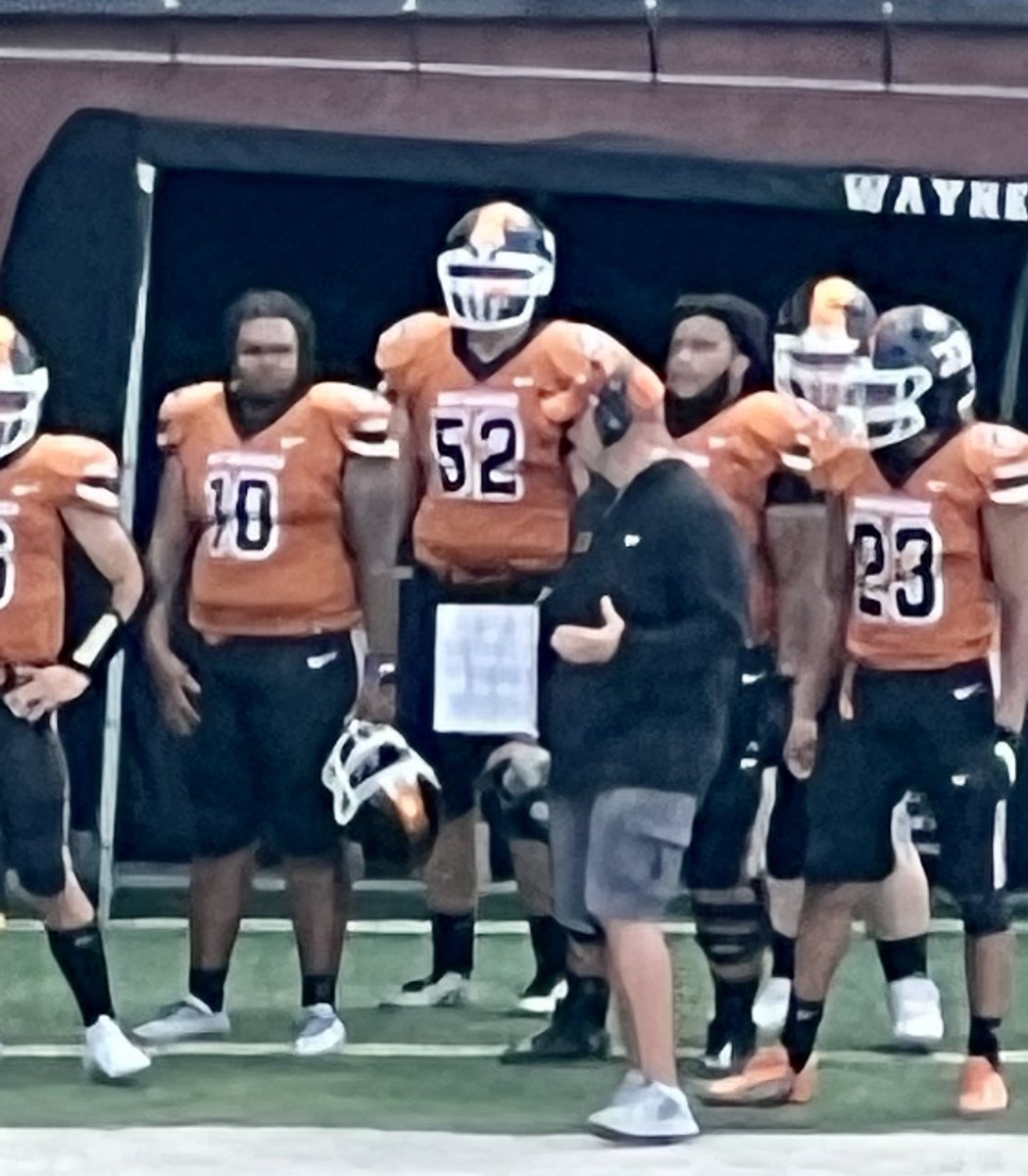 RobbinH76's tweet photo. A short but great visit with our boy! ❤️🏈

@_Berger57   @MarkHuntsberger https://t.co/t037zov7JQ