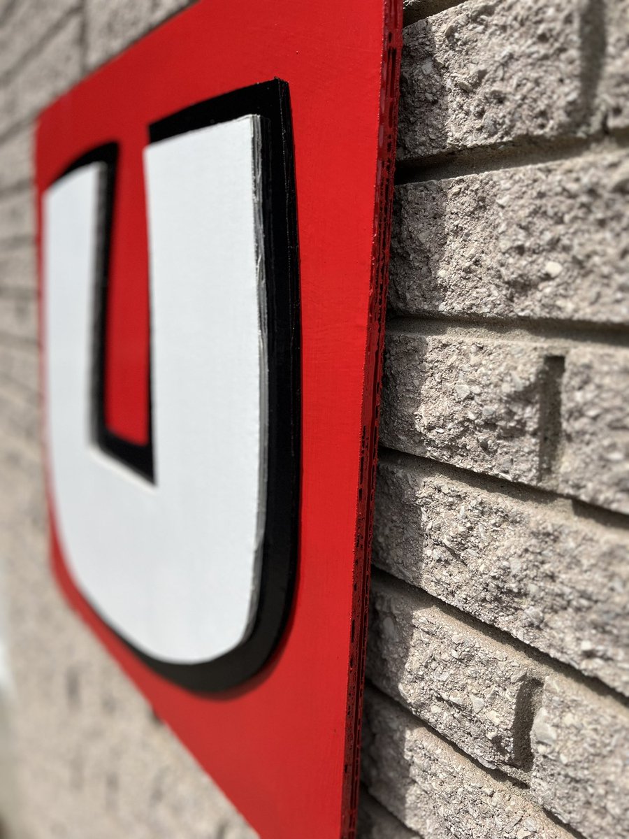 Rheault_ism's tweet image. Who else needed this? Just because. #underdog 23x24”. Available. #handcut #handmade #oneofakind #fanartsigns #saturdaycartoons #theartjar🏺