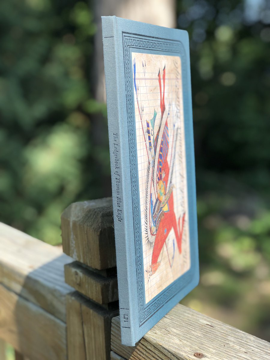 Paperbacks_Plus's tweet image. The #Ledgerbook of Thomas Blue Eagle
by Jewel H. Grutman and Gay Matthaei 

A fictional account of a young Sioux warrior&apos;s quest for knowledge that takes him from the plains of his childhood to a far-off boarding school. 

A tribute to the #pictographs recorded by Plains artists.
