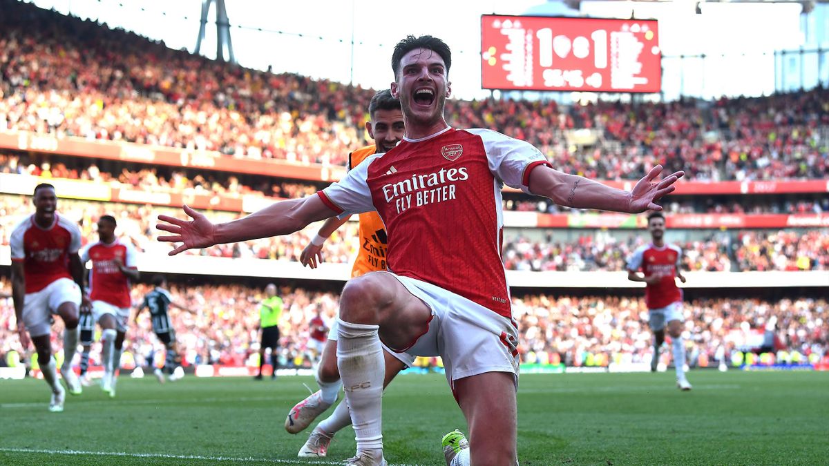 aumoh57's tweet photo. 📽 - INSTANT MATCH REACTION

🔴 Arsenal 3-1 Man Utd ⚫

⬇️ Hit the link ⬇️

https://t.co/0o5MDSWIbz

#ARSMUN #COYG 🔴⚪ https://t.co/xXYTmxc3eD