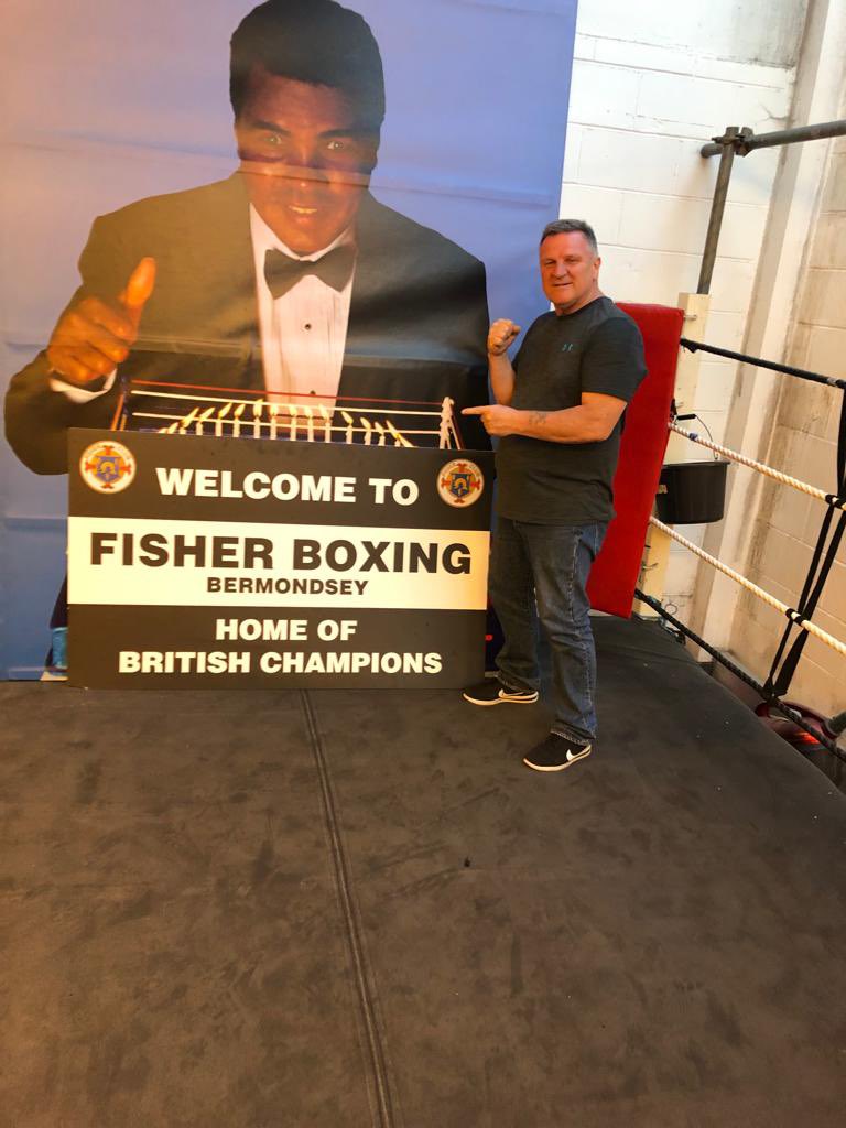 BREAKING HEWS !!! - THE EAGERLY ANTICIPATED START OF A NEW ERA FIR THE FISHER BOXING STARTS TOMORROW WITH THE AMAZING COACH RAY BALL COMING HOME AFTER 6 YEARS INTHE WILDERNESS WITH TRUSTY SIDEKICK DARREN DAVIES NACK AT THE HELM , WE CANT WAIT TO  GET STARTED🥊🥊🥊🥊🥊