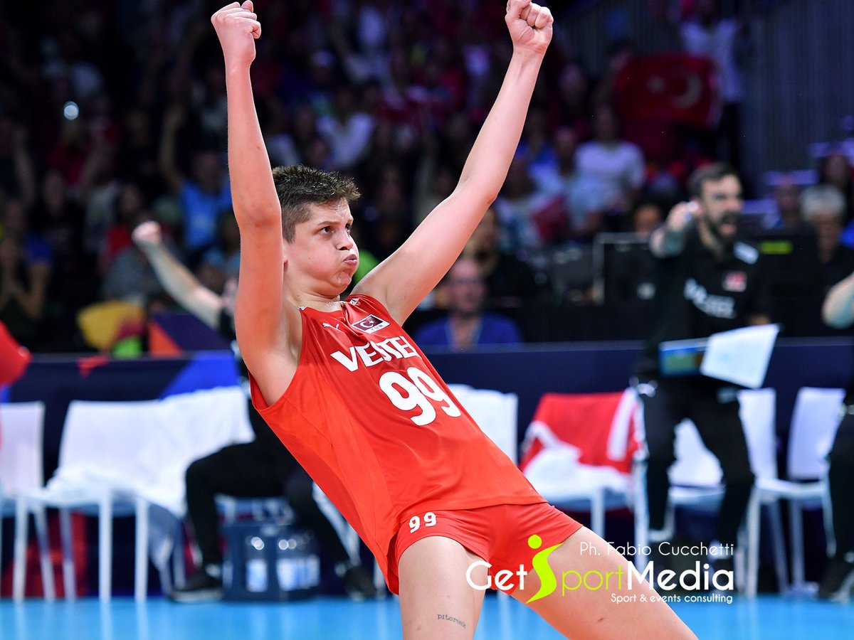 Ebrar Karakurt x Sırbistan 2. Set

6/8 %75h, 1 ace
%67 pm, %33 mm ( 6 manşet )
7 sayı, +7 WL

#FileninSultanları