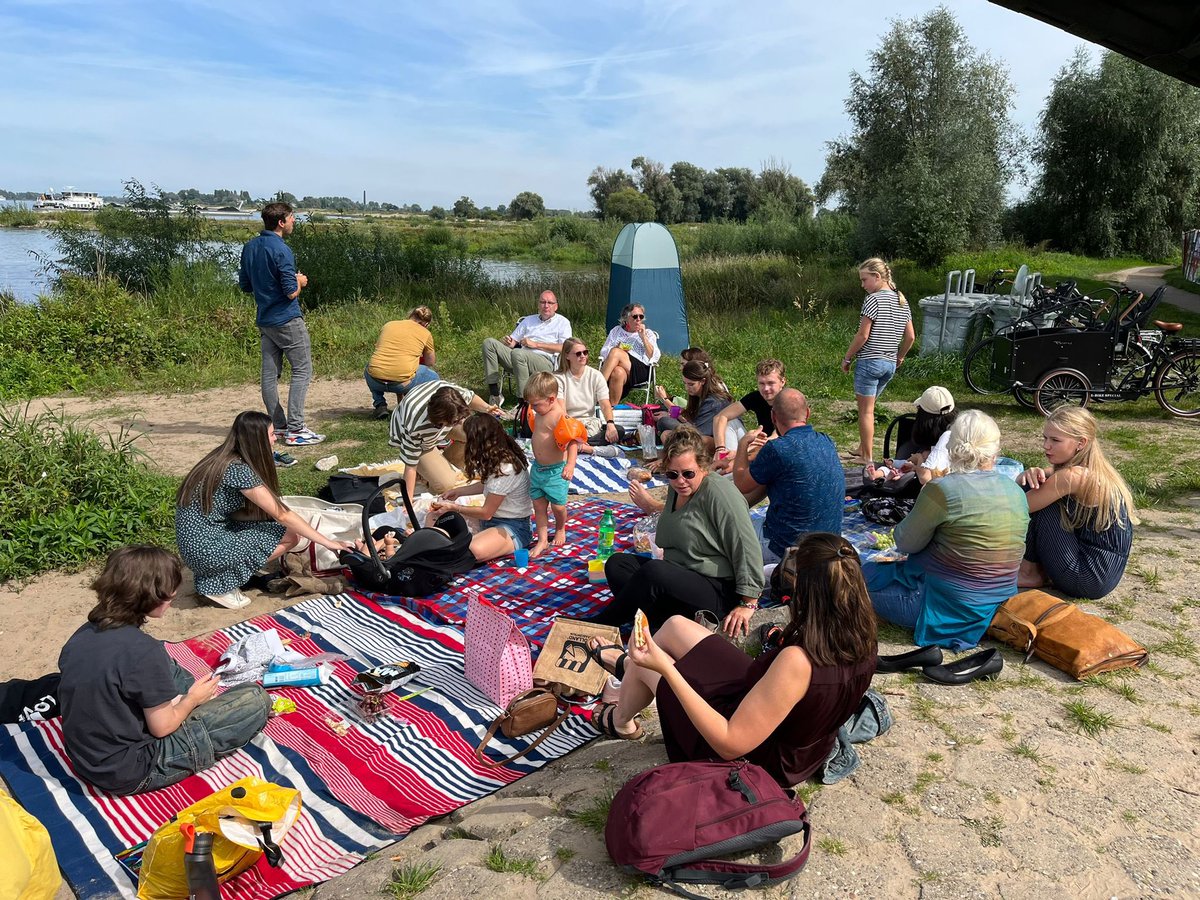 noviochurch's tweet photo. So excited to be baptising our first 3 people at Novio today in the river Waal! https://t.co/lIWMFLBXun