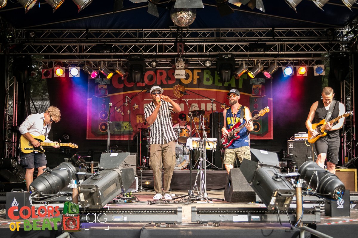 ashleygrebphoto's tweet photo. Another splendid final festival day at Colors of Beat with The Easy Notes, Richards Kindermusikladen, @LuisaLaakmann, @skaburbian, Unlimited Culture, Tóke, @SaraRootsLugo, @mono_nikitaman and @skarramucci.
#colorsofbeat #cob #reggae #festival #livemusic #photography https://t.co/E4klAuFQNa