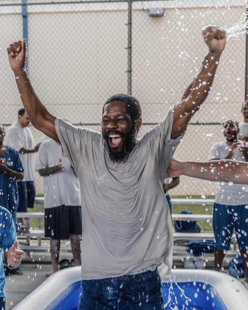 God Behind Bars tweet media