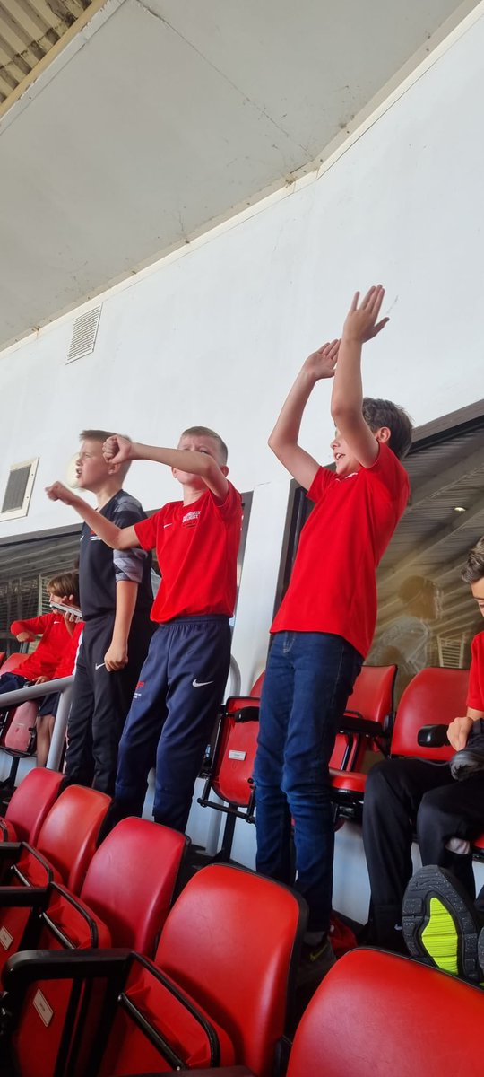 FoL Community Club tweet media