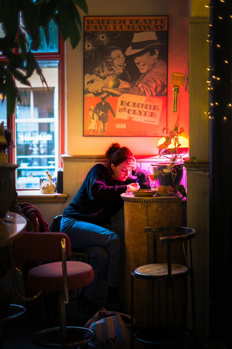 regalstudiosab's tweet image. Time for my thoughts

#mythoughtsinwords #timeformyself #writingmystory #neonlightphotography #nighttimeshots #relaxinginmyspace #fujifilm #xpro3 #gothenburg