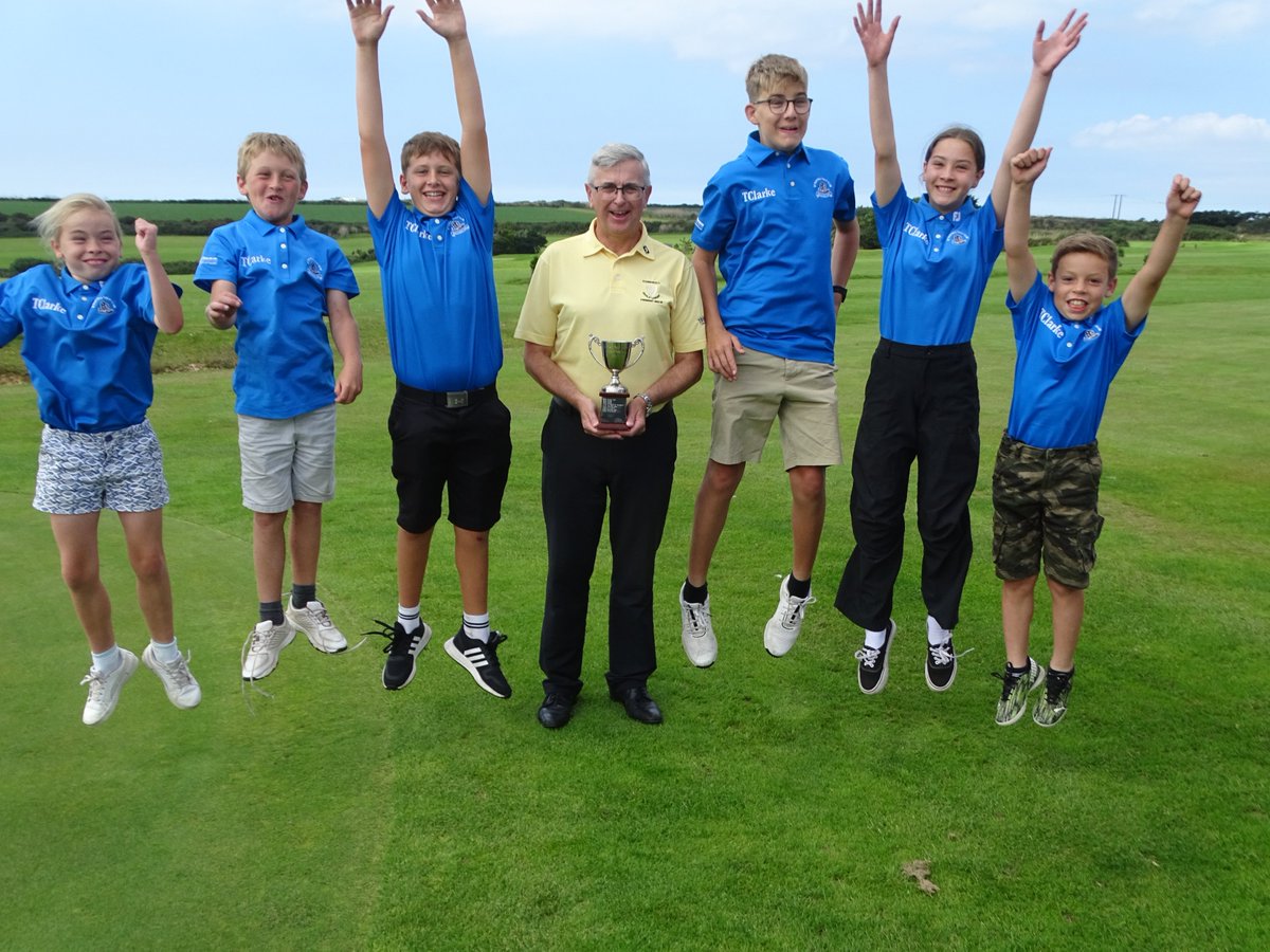 Kernow Cup Winners 2023 are <a href="/staustellgolf/">St Austell Golf Club</a> juniors who beat neighbours <a href="/CarlyonBayGolf/">Carlyon Bay Golf</a> 4-1 in the final <a href="/GolfMerlin/">Merlin Golf Course at Mawgan Porth</a> today <a href="/swsportsnews/">South West Sports News</a> #CornwallGolf pictured with CGU President <a href="/perran2011/">martin edwards</a>