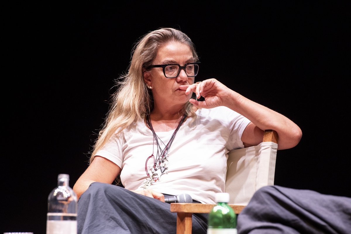 FestdellaMente's tweet photo. 🔴 ELENA STANCANELLI, BERNARDO ZANNONI ⚫
• Sorpresa! Il mondo d’un tratto •
#FdM23 #meraviglia #festivaldellamente #Sarzana #festivalculturali @Einaudieditore @lanavediteseoed @sellerioeditore https://t.co/A3q6CfwWWu