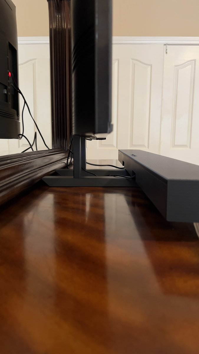 Very happy with how the <a href="/echogear/">Echogear</a> tabletop tv stand works for my <a href="/SamsungUS/">Samsung US</a> tv. My favorite part of the installation was reading their instructions #funny #YourGearUpgraded