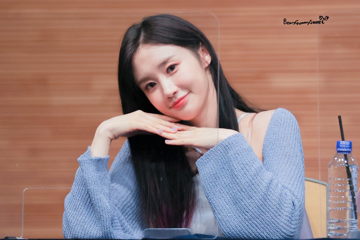 220515 에버라인 팬싸 HD🍬

내 사랑 생일축하행😘🎂앞으로 행복한 일 가득 차 있길 바래요😘

#박지은 #지은 #PARKJIEUN #JIEUN 
#HAPPY_JIEUN_DAY 
#지은이랑_함께_채워준_사랑의_페이지