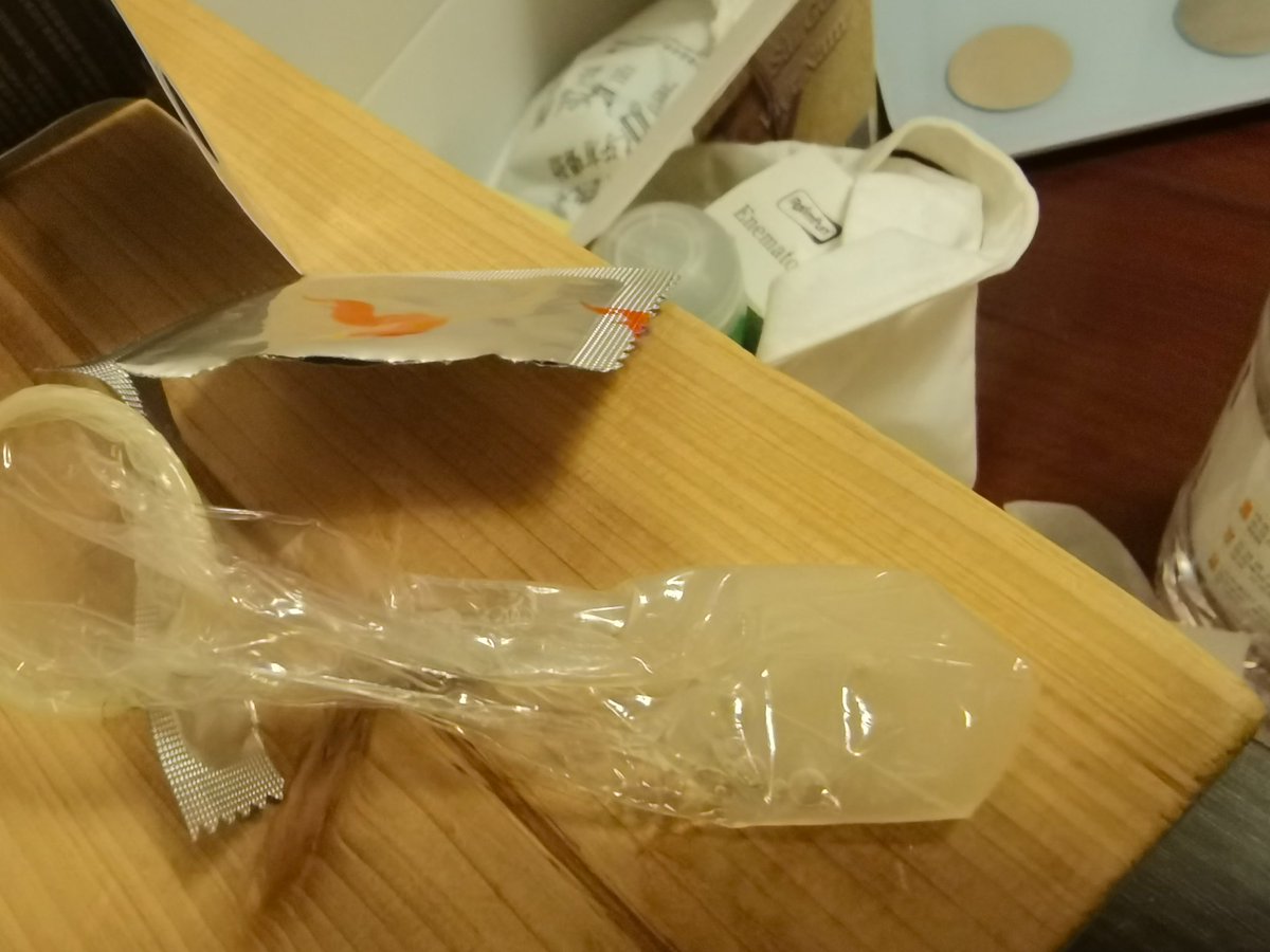 第一次戴套打飞机