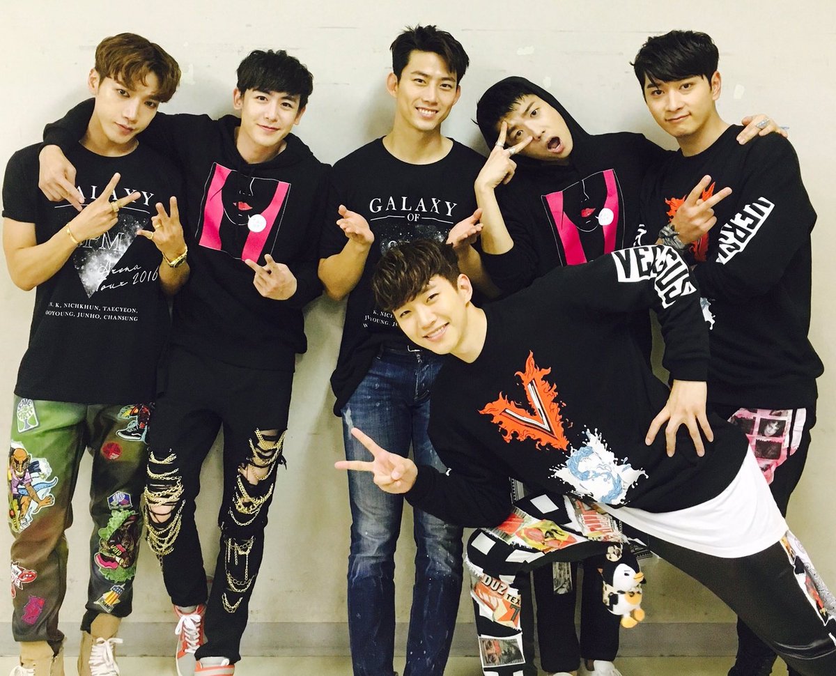 KPROM7's tweet photo. เติบโตกันมาอย่างดีและมีประสิทธิภาพมาก สำหรับผู้ชายทั้ง 6 คนนี้
ภูมิใจในตัวพวกคุณมาก
จะรักและจะ support พวกคุณไปแบบนี้เรื่อยๆนะ 🩷❤️💚💙💛💜
#내인생가장빛나는시간_2PM
#내시간은15년째2PM
#2PM15thAnniversary
#สิบห้าปีกับบ่ายสอง
#2PM #HOTTEST #2PMIsBack
@follow_2PM @taeccool https://t.co/Cr2T1gujJu