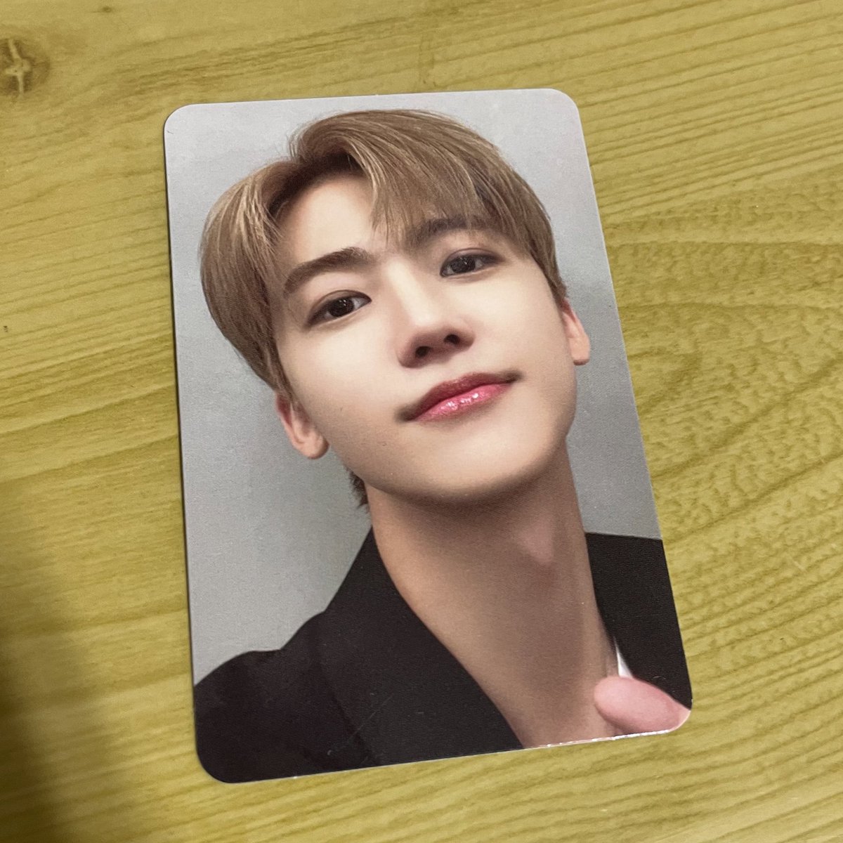 LhpLh's tweet photo. SMTOWN AR SLOT MACHINE PHOTOCARD
슴콘 에이알 슬롯머신 포카 엔시티 재민 양도합니다.

제시해서 디엠주세요.

ㅅㅊㅇ 슴스 슴콘 에이알 포카 재민 엔시티 엔시티드림 NCT https://t.co/jJJ7YAzNWS