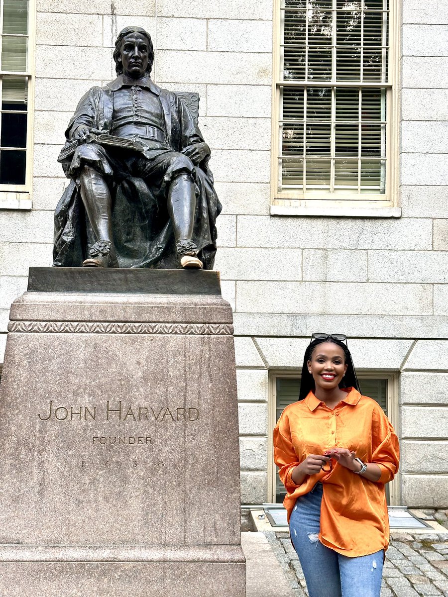 Yanga_md's tweet photo. I am immensely grateful for this chapter of my life. I am in awe of the places we keep going to because of education. One month down, here’s to many more.  #BlackgirlsWithBigDreams🙏🏿🇿🇦❤️ https://t.co/FvMpxHHJQk