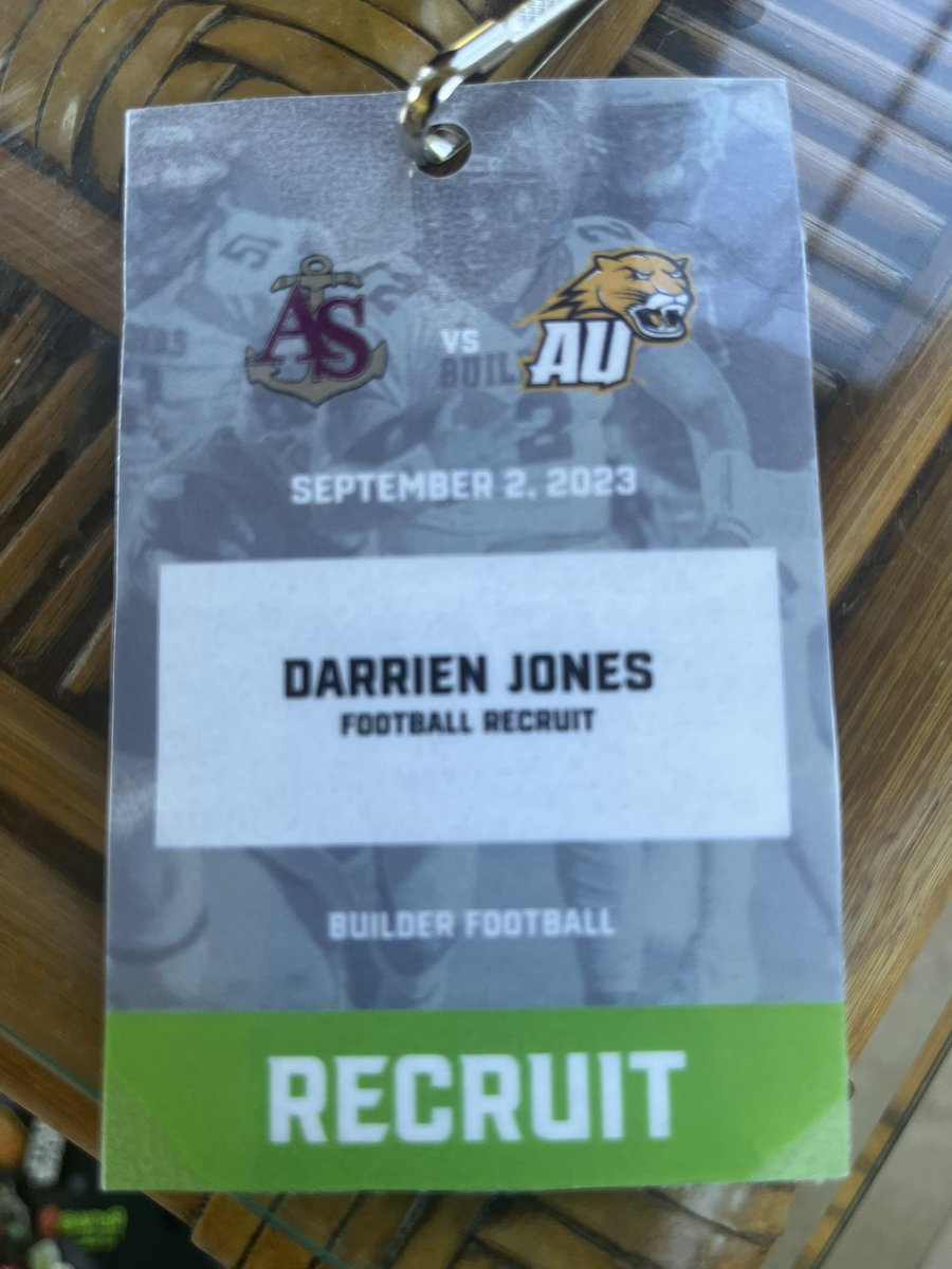 Thank you  for the great time <a href="/Coach_SEverett/">Shawn Everett</a> 
<a href="/AS_FOOTBALL_HC/">Coach Vince Brown</a> for the great opportunity to come out today to see the Apprentice School football facilities and learn more about the school and watch the game. Amazing program! <a href="/GoBuilderSports/">Apprentice Athletics</a>