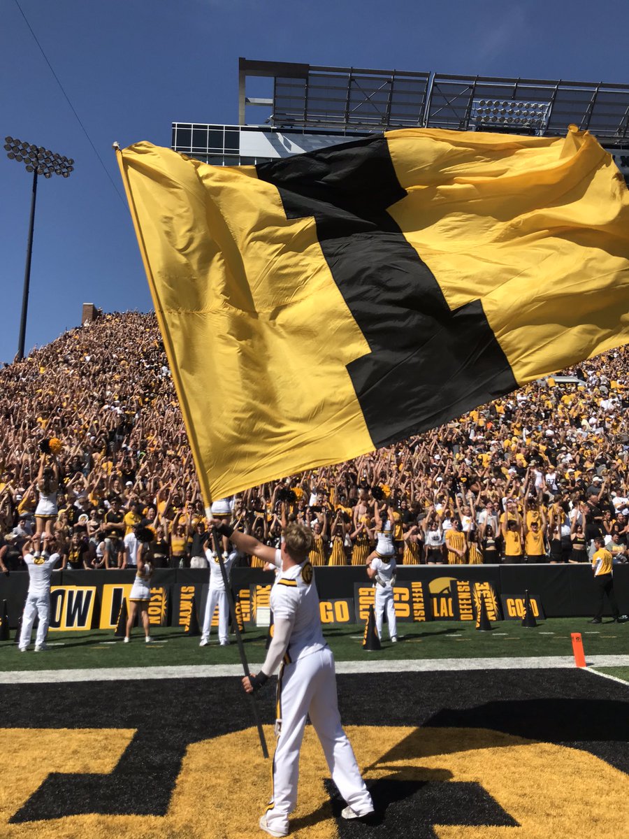 IOWACHEER's tweet photo. First Game done - Great to be back in #HistoricKinnick #GoHawks https://t.co/IhZ7yWrEDD