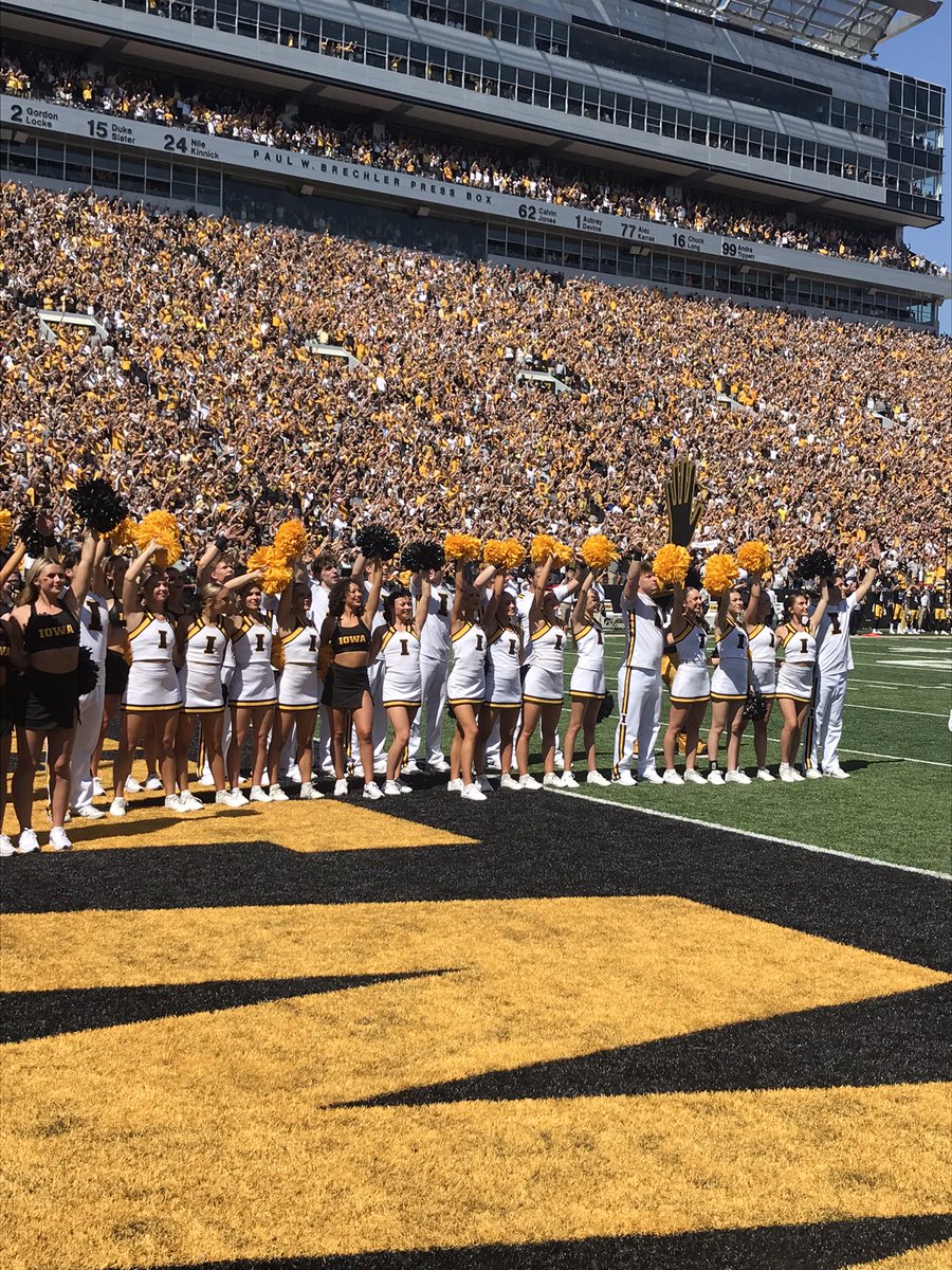 IOWACHEER's tweet photo. First Game done - Great to be back in #HistoricKinnick #GoHawks https://t.co/IhZ7yWrEDD