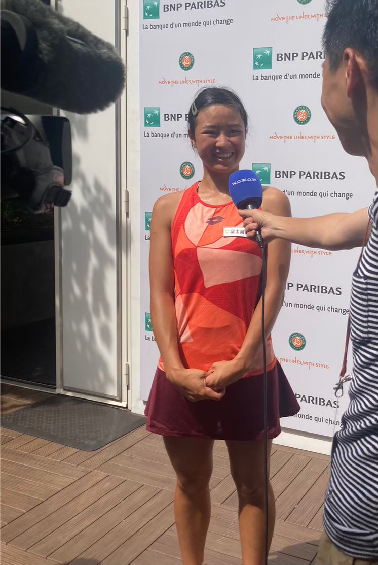 wowowtennis's tweet photo. /
全米オープンテニス🇺🇸
🇯🇵Jr.女子シングルス1回戦
\
はじまりました!🤩
1回戦
コート7 第1
#齋藤咲良🆚Teodosescu
ご視聴はこちら👇
https://t.co/ImjpGoiKer
#WOWOWで全米オープン #USOpenjr https://t.co/jekCmyptNp