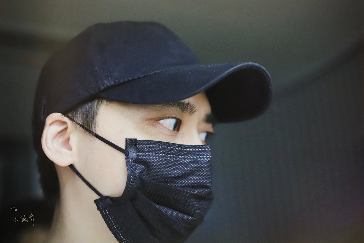 Tiger_4E's tweet photo. The lover's eyes are the eighth ocean.❤️@李易峰 
【Tiger_4E exclusive】【no re-edit，no commercial use, pls take out with credit】

 #LiYifeng #李易峰 #LYFENG #lyf  #이역봉 #หลี่อี้เฟิง #LýDịchPhong #loveyouforever #リー・イーフォン https://t.co/FiiA9BBHEE