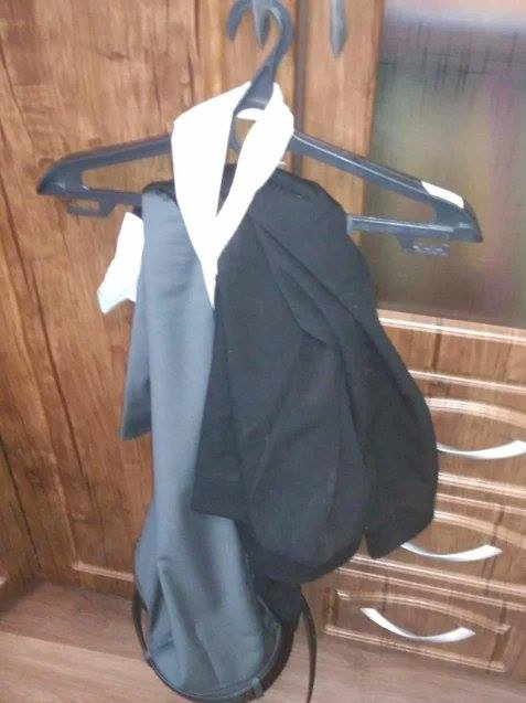Началось... Сынок, ты форму повесил?! Да, мам!