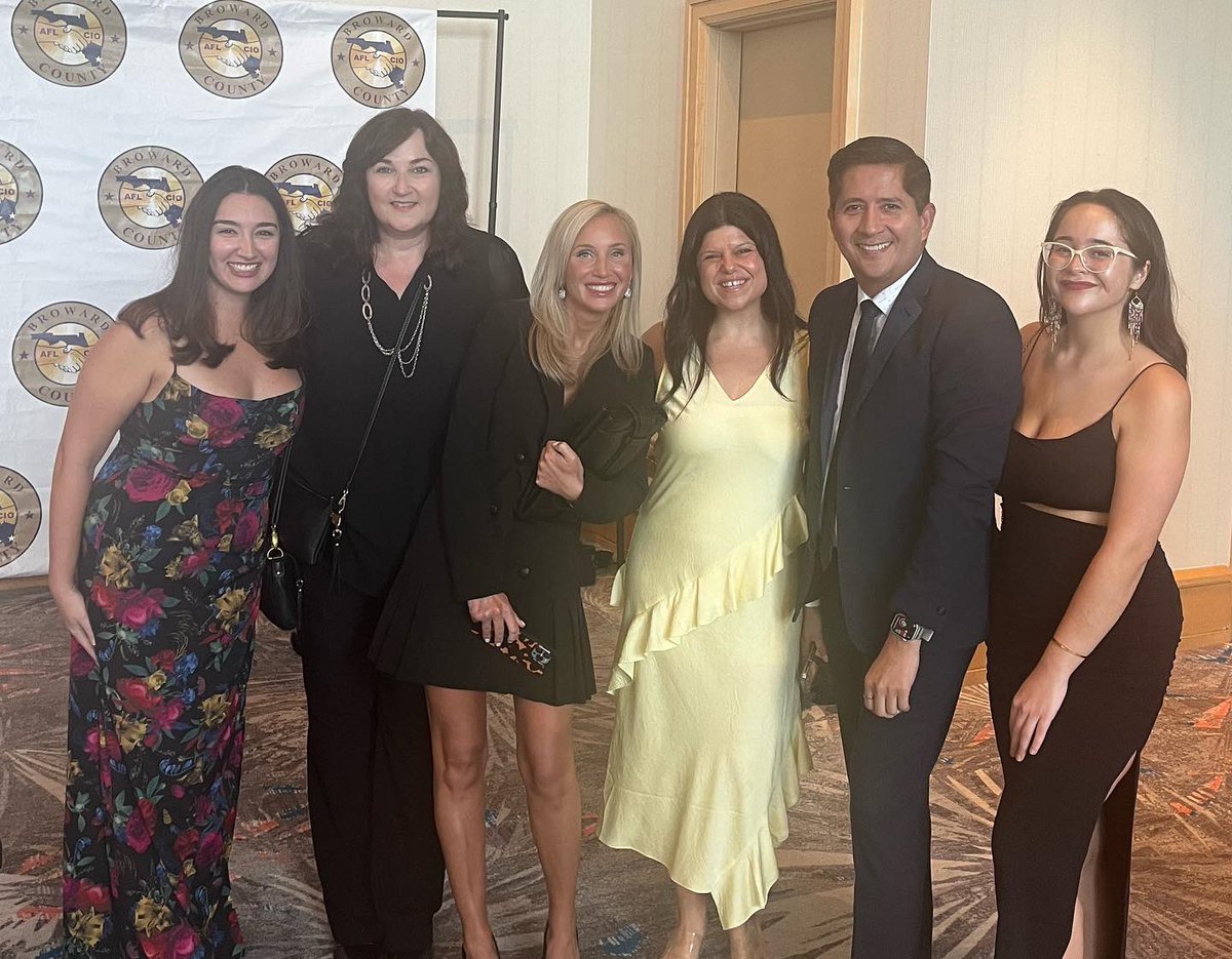 Enjoyed kicking off Labor Day weekend with <a href="/BRAFLCIO/">Broward AFL-CIO // Pass the #PROAct</a> — our incredible union advocates fighting to ensure healthy, safe, dignified working environments and fair wages for working people in Broward County