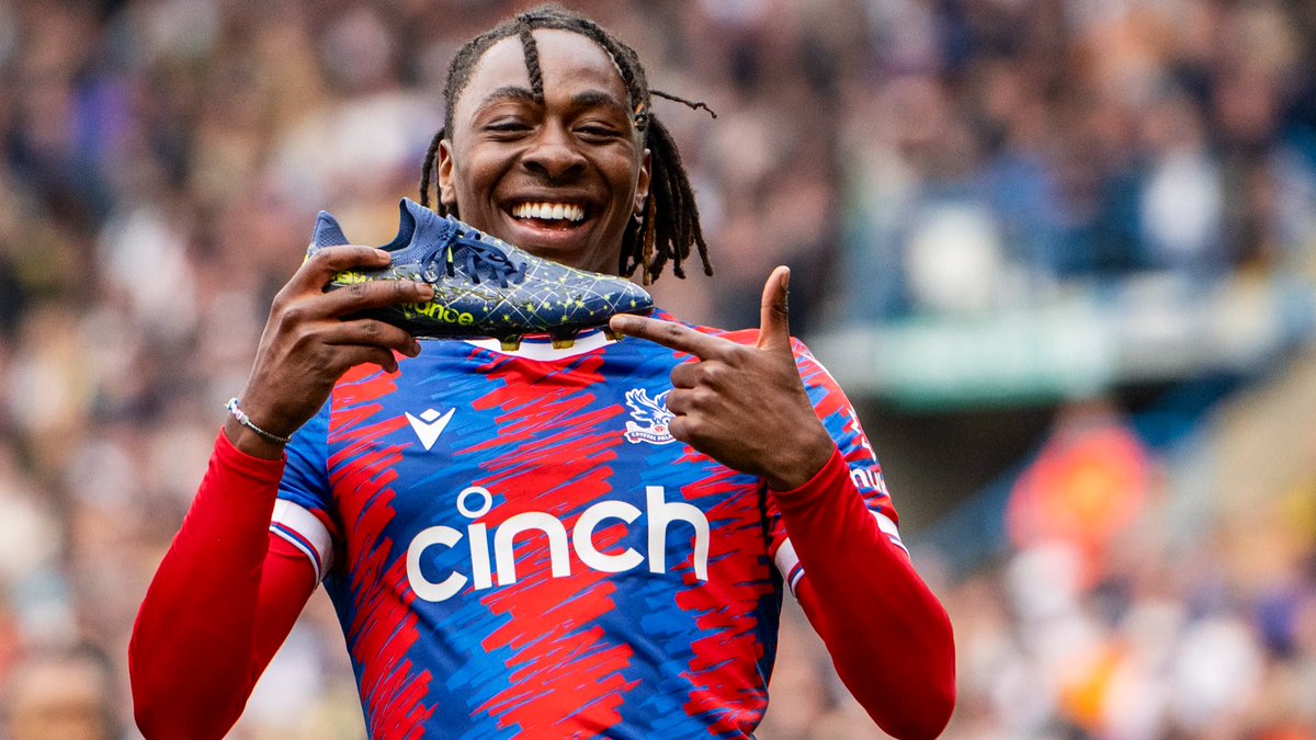 theftblstatman's tweet photo. Eberechi #Eze’s game vs #Wolves by numbers:

1 Goal
60 Touches
27/30 (90%) Accurate passes
4 Key passes
3/5 Successful dribble attempts
8/14 Ground duels won

Playmaker 🕹️ https://t.co/lKnFZ6Zj9F