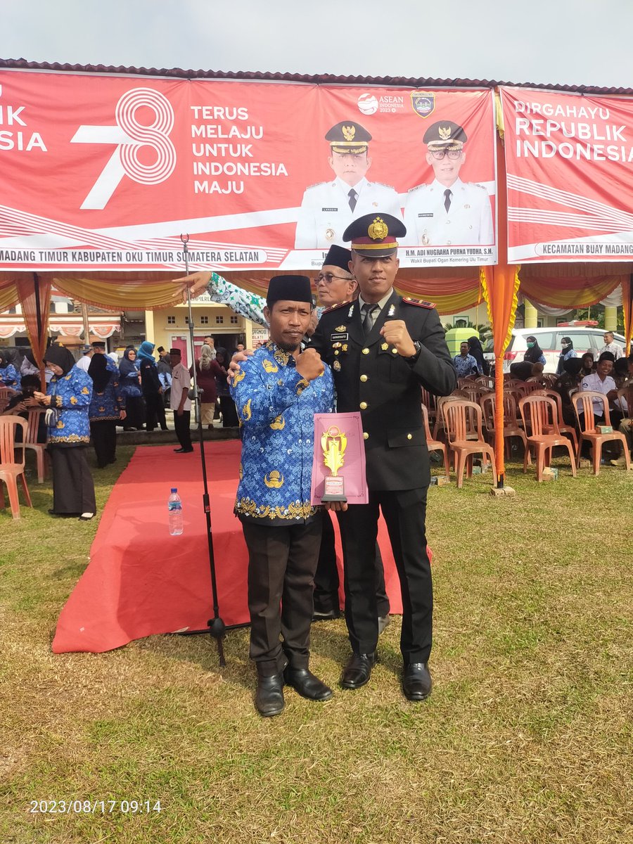 sutisnadedi32's tweet photo. Dirgahayu Republik Indonesia Ke-78 Tahun๐ฒ๐จ
|| Terus Melaju Untuk Indonesia Maju
#savemoment
#hutri78tahun
#ceritakopi https://t.co/Un4YBA2QLf