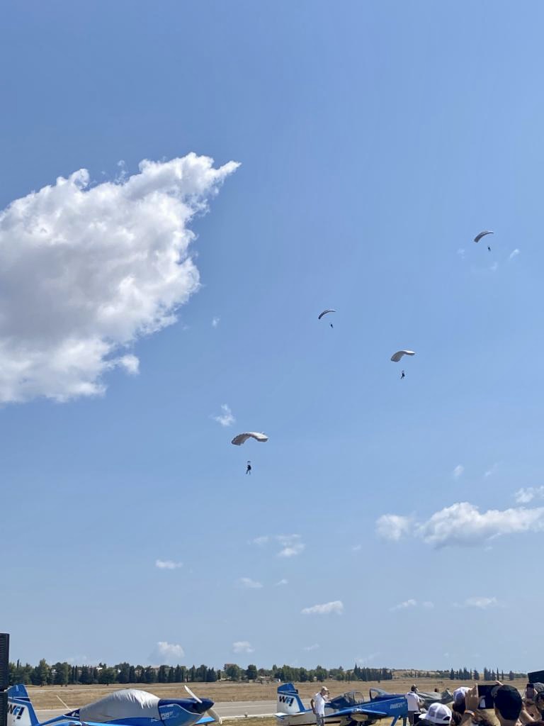 Christos Staikouras tweet media