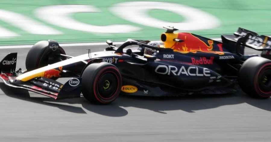 #Verstappen show a Monza. Doppietta Red Bull. Terzo Sainz e quarto Leclerc. Gara avvincente e competitiva delle Ferrari...
zerozeronews.it/verstappen-sho…
