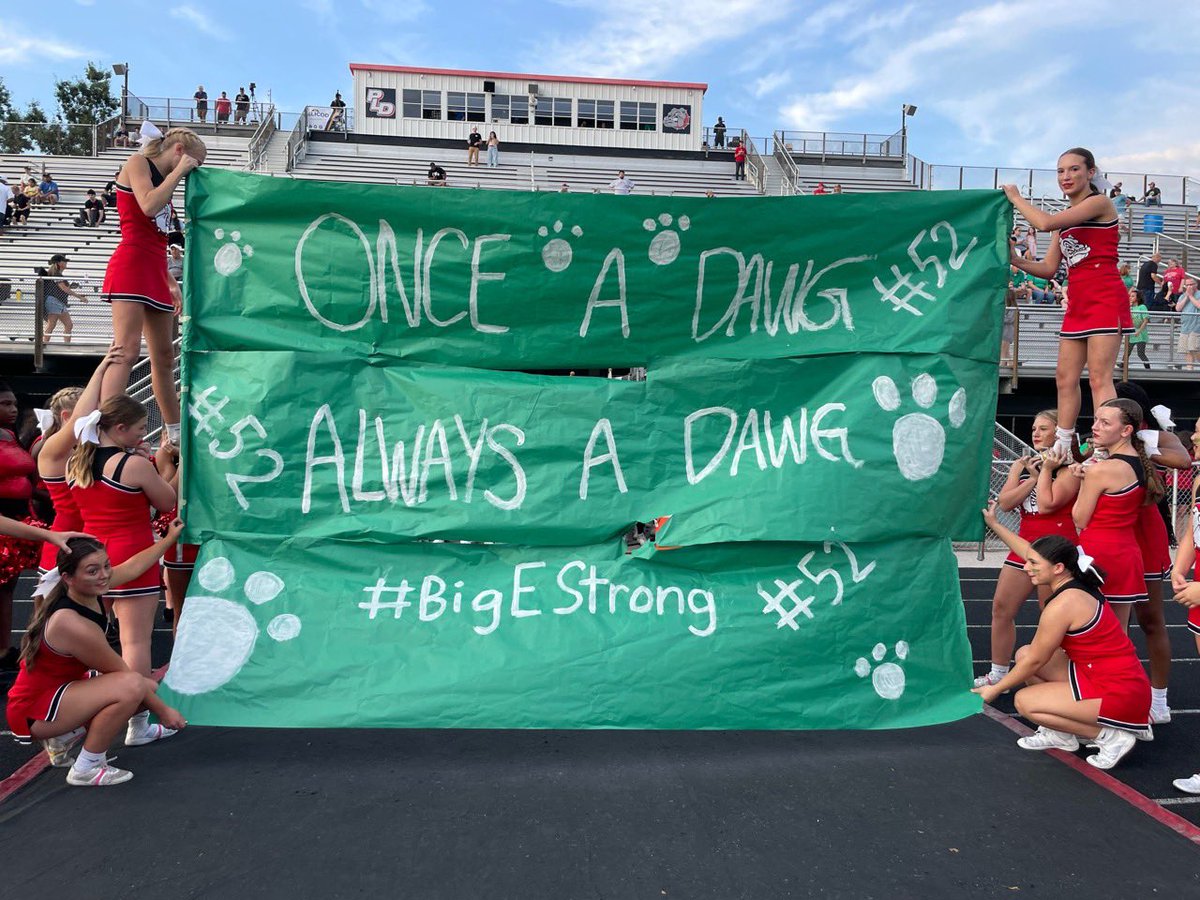 EthanTeall's tweet photo. Regardless of the outcome we serve a bigger purpose. The brotherhood and love is real. Love you big E. #bigEStrong #52strong @EHampton52 @Z_Tibbs @coachwesj @Zach_Dampier18 @Rimmons_5 @PLDunbarFB @PldAthletics https://t.co/ro23HtzdvM