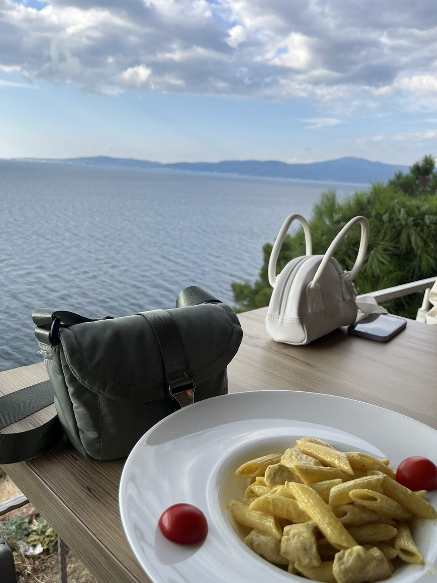 Aysuuun (@aysuunkabiil) on Twitter photo 