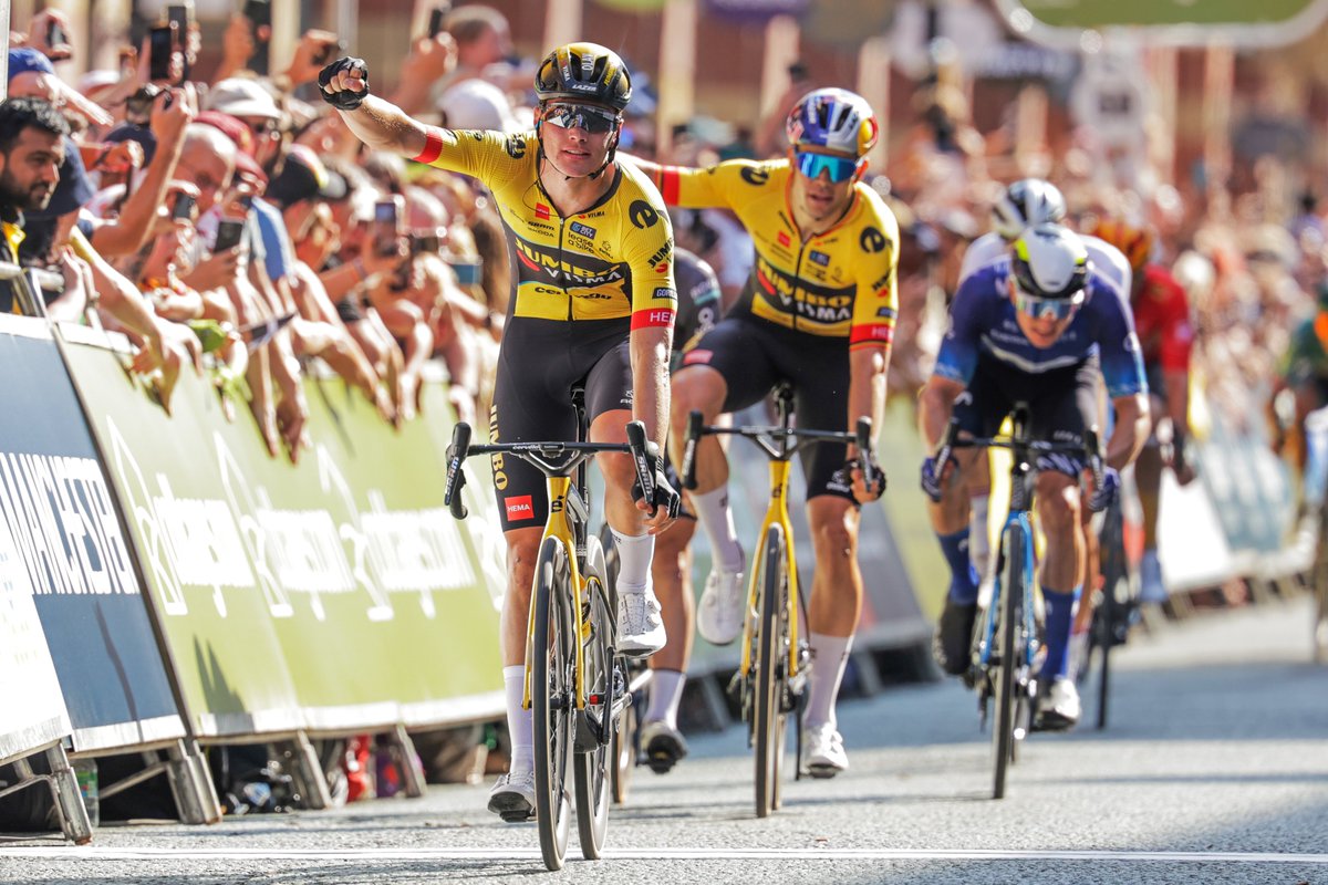 Team Visma | Lease a Bike tweet media