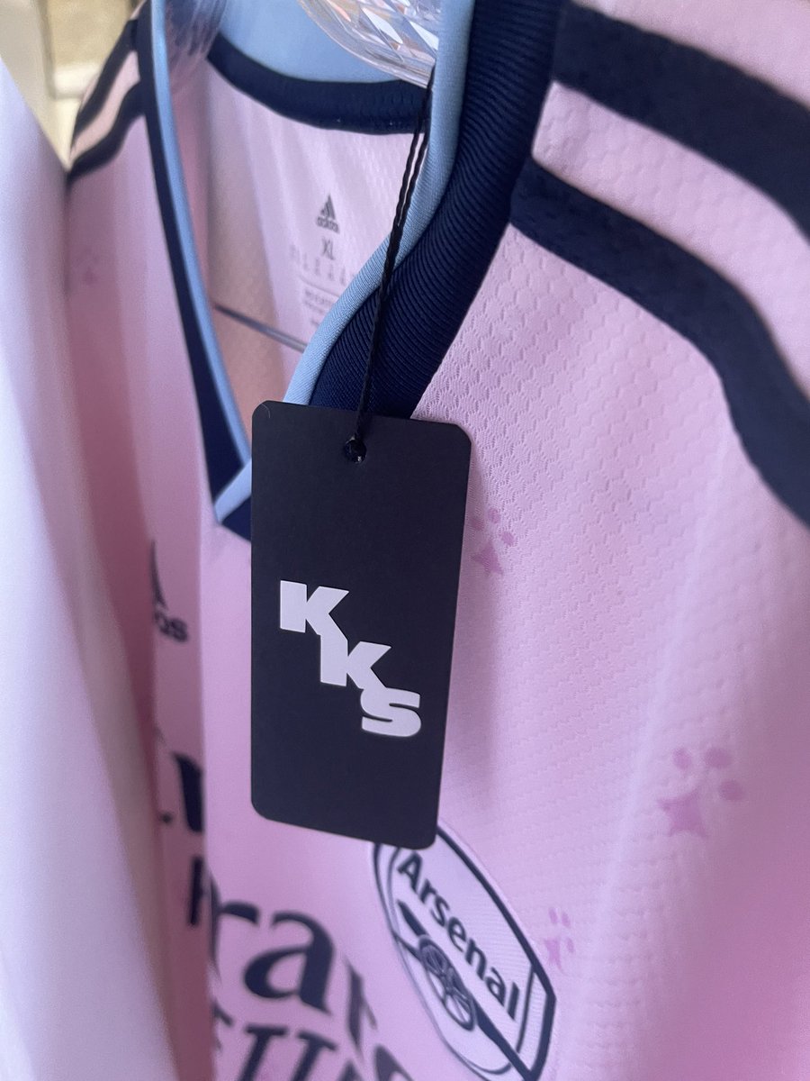 KeyKitSelection's tweet photo. Second Pop-Up today with @miamigooners ! COYG https://t.co/3008HQgdUY