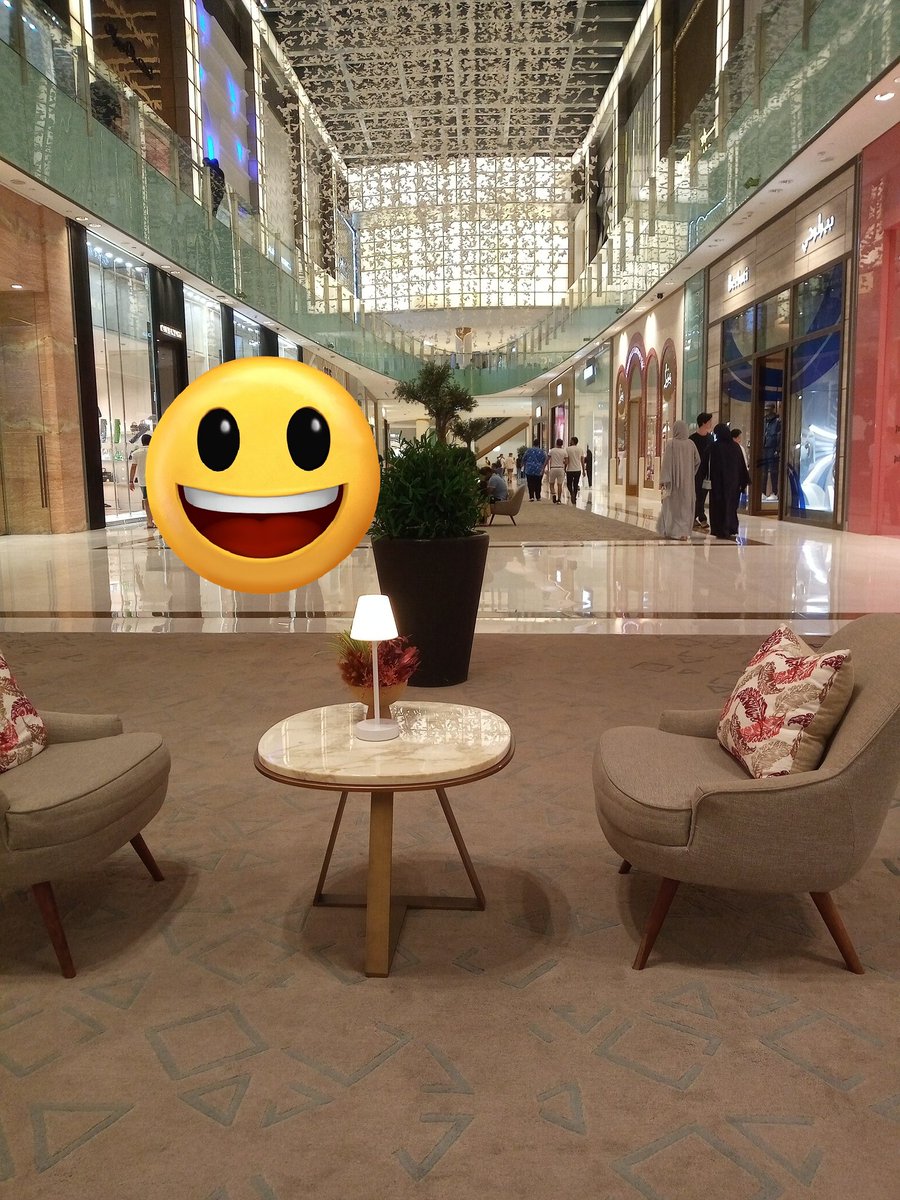 minority789's tweet image. #malling #Dubaimall