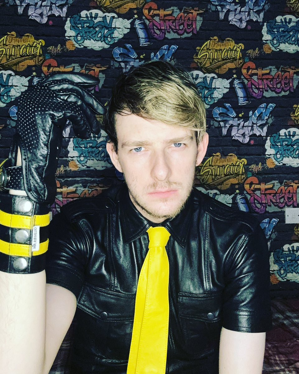 AlphaEire's tweet photo. @MasterJakeJohns Could give you a run for your money bro. 
Honestly theses desperate subs couldn’t handle our joint power https://t.co/N9RAo0aTie