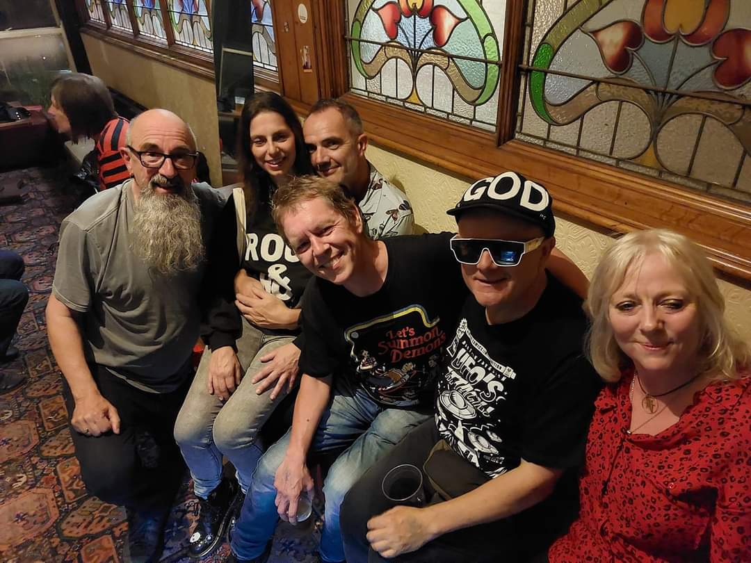 CrazyheadUK's tweet image. After show meet and greet.