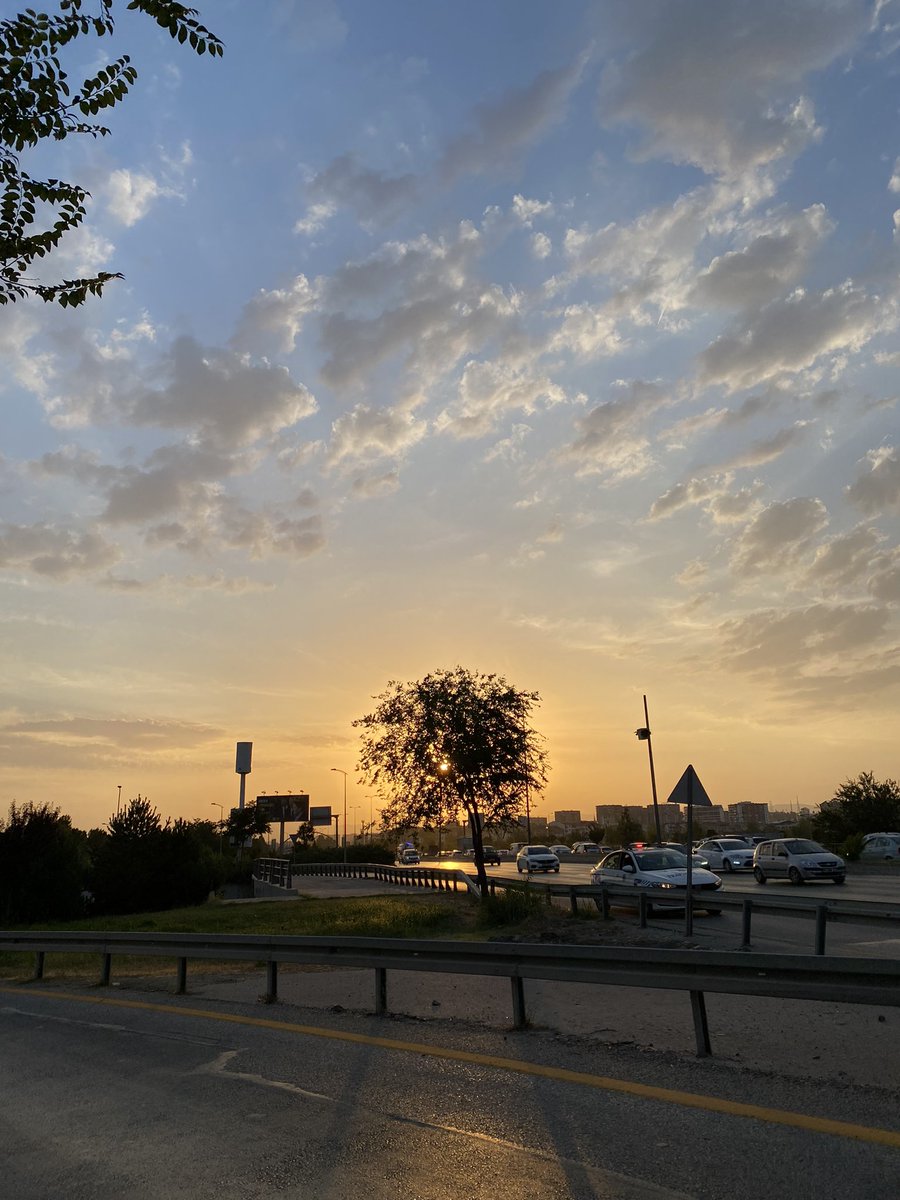Suraoly's tweet photo. https://t.co/ytAsdZv8rJ