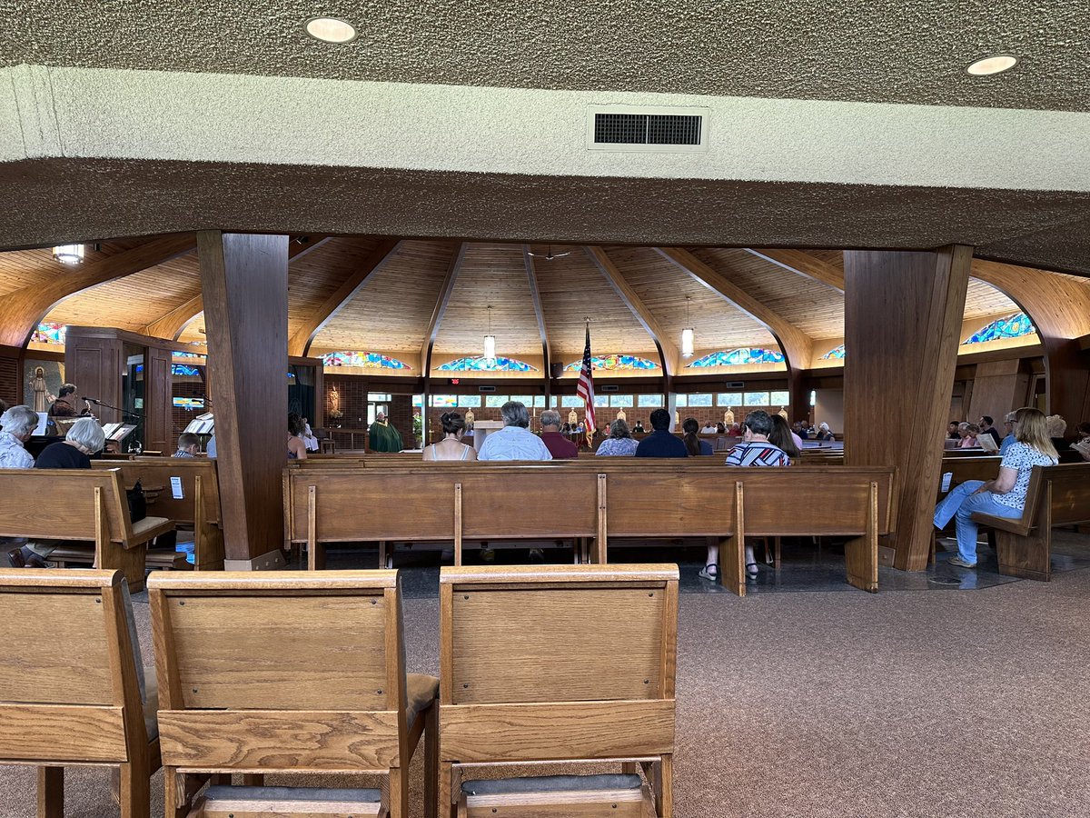 GoodShepherdWM's tweet image. #viewfromthebackpew ⛪️ Have a blessed Sunday! ✝️