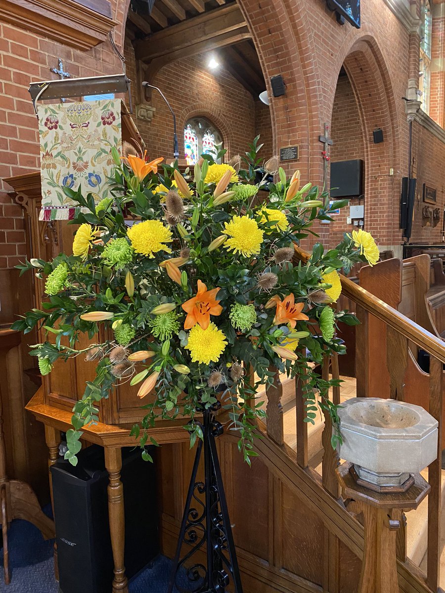 EpsomC_Chaplain's tweet image. All set for the Service of Welcome for our new pupils in the magnificent St Luke’s Chapel @EpsomCollegeUK #welcome #epsomcollegefamily #kindess #integrity #ambition